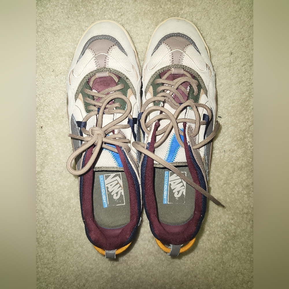 Tan, White, Blue, and Maroon Vans Varix Series 'Multi' Size 11.5